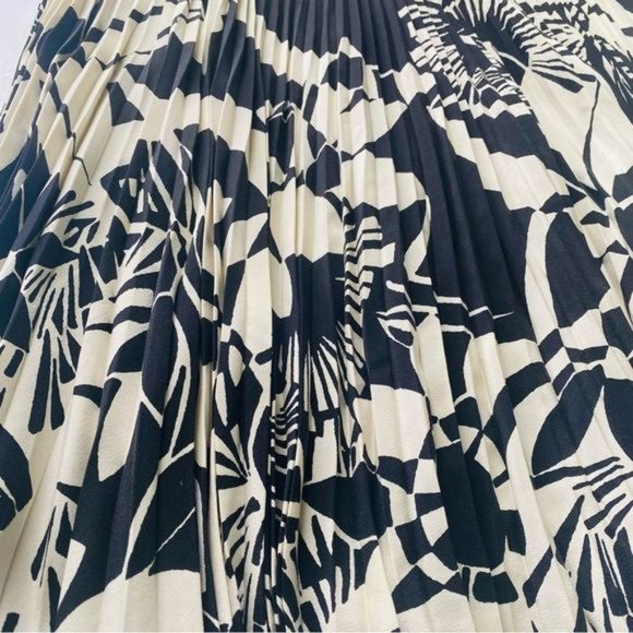 Ralph Lauren Collection Floral Pleated Midi Skirt Silk Size 10 - Picture 12 of 13